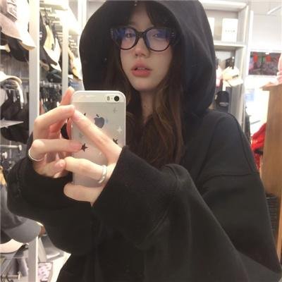 龙纹身的女鬼入镜